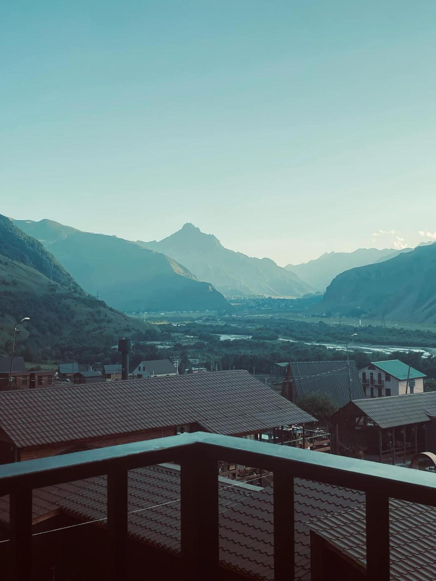 Hotel Melodia Kazbegi Exterior foto